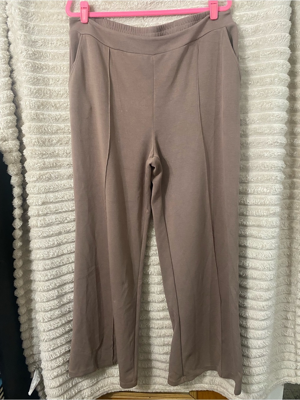 Classic Wide-Leg Pull-On Pants in Taupe